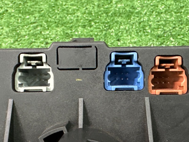 Подрулевой переключатель (гитара) Peugeot 407