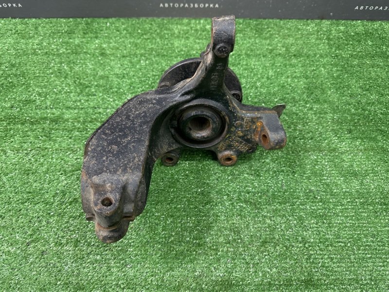 Кулак поворотный Ford Focus 2