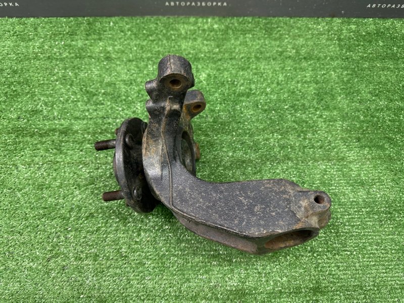 Кулак поворотный Ford Focus 2