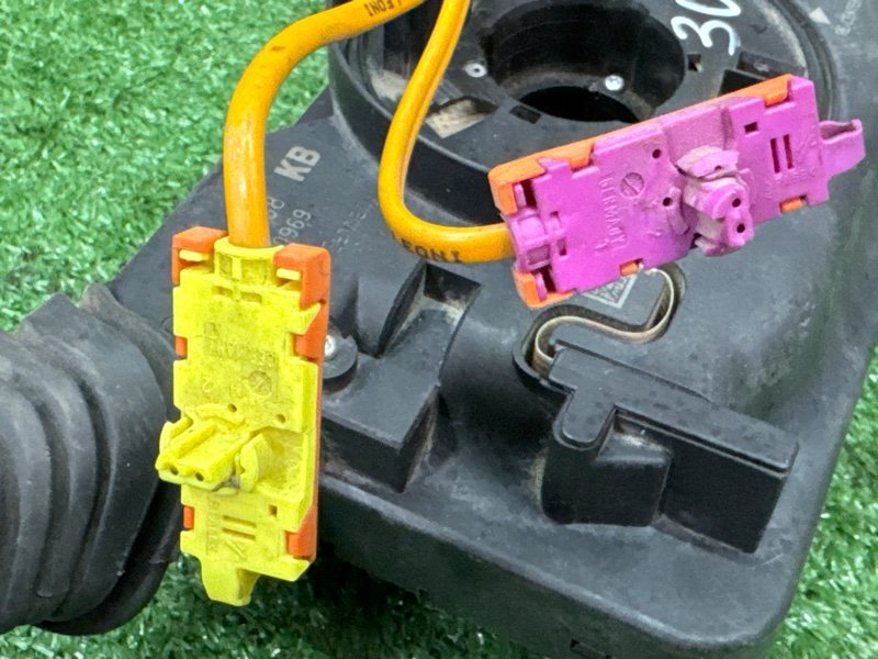 Подрулевой переключатель (гитара) Opel Astra H