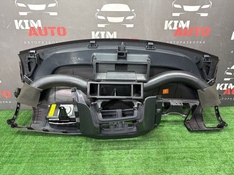 Торпедо под перетяжку Hyundai I20