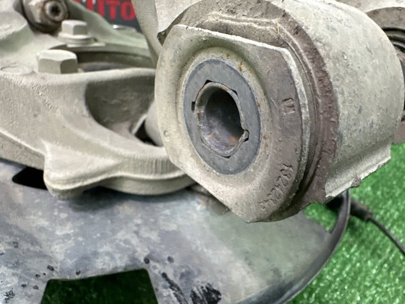 Кулак поворотный Opel Astra