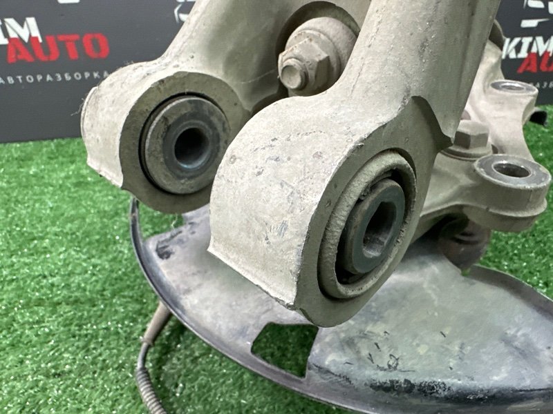 Кулак поворотный Opel Astra