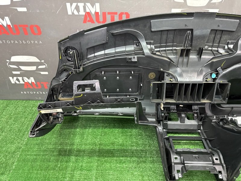 Торпедо Peugeot 407