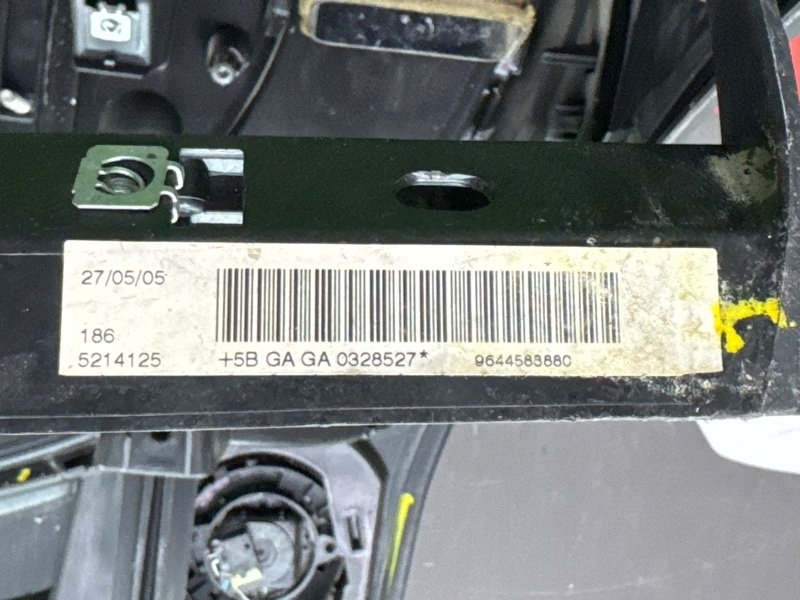 Торпедо Peugeot 407