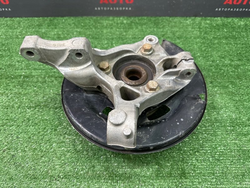 Кулак поворотный Chevrolet Cruze