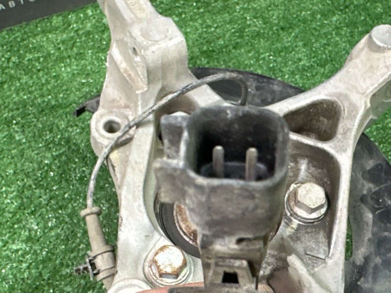 Кулак поворотный Chevrolet Cruze