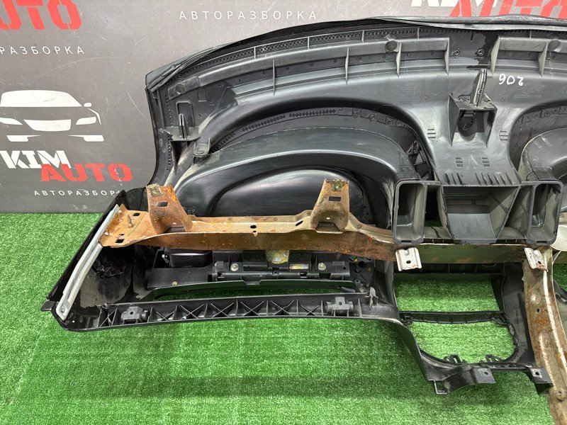 Торпедо Peugeot 206