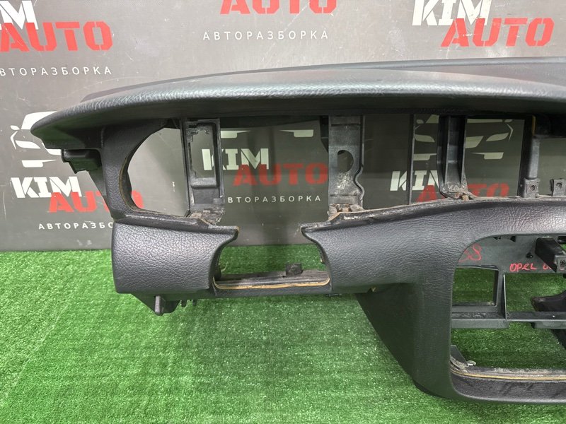 Торпедо Opel Omega B