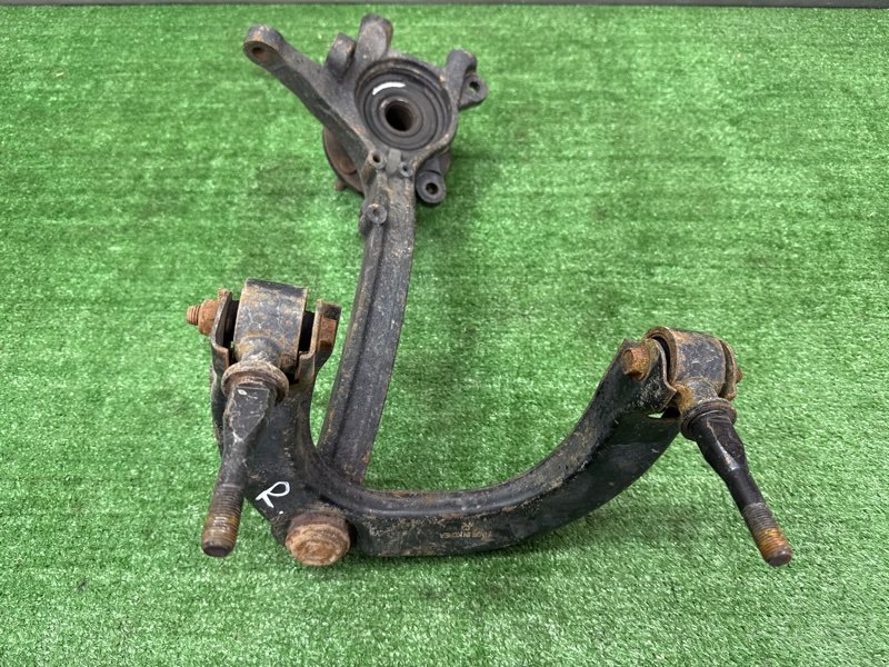 Кулак поворотный Hyundai Sonata 4 EF