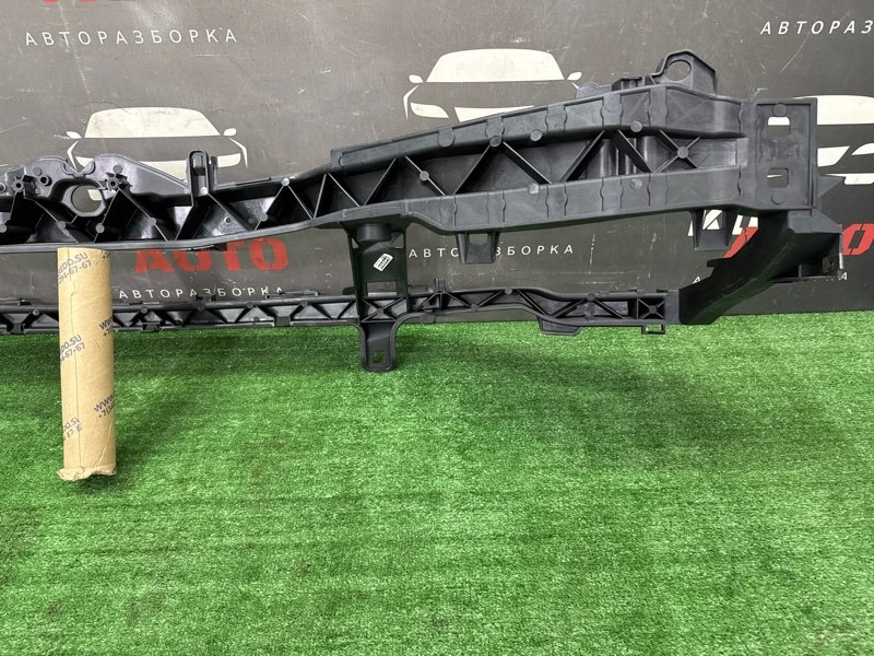 Панель передняя(телевизор) Ford Focus 2