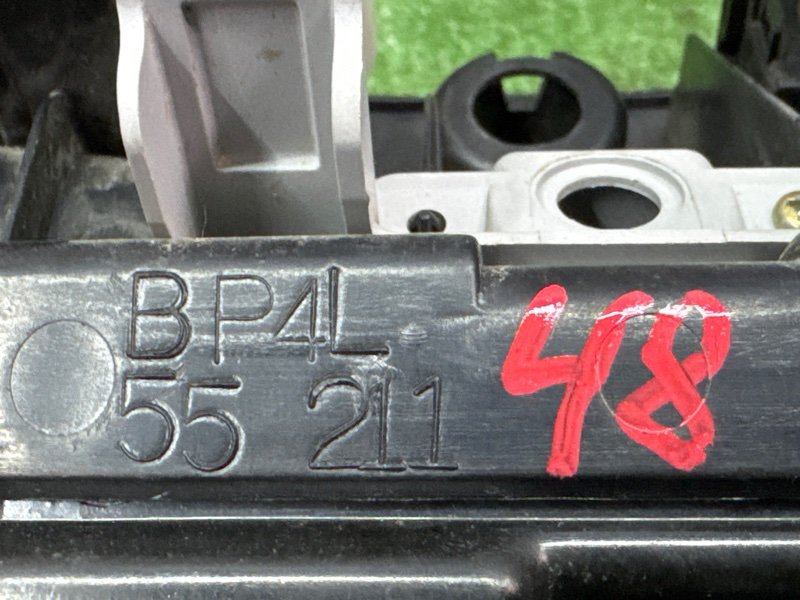 Ящик передней консоли (пепельница) mazda mazda 3