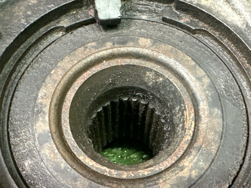 Кулак поворотный Peugeot 307