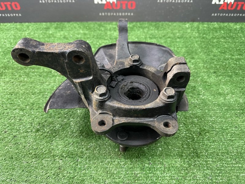 Кулак поворотный Vortex Estina