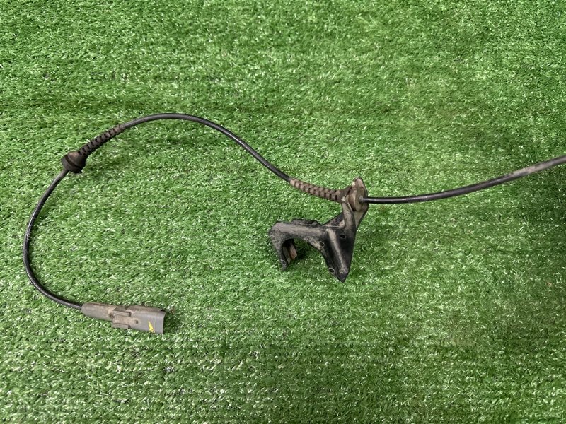 Кулак поворотный Citroen C 4