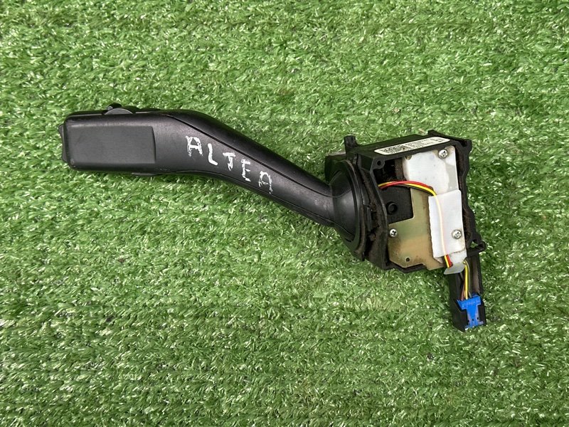 Подрулевой переключатель дворников SEAT ALTEA