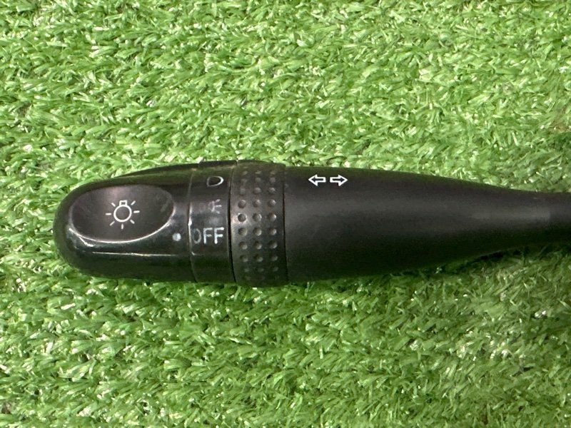 Подрулевой переключатель света Vortex Estina