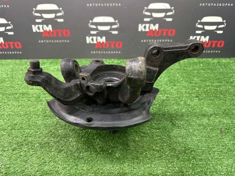 Кулак поворотный Nissan X-Trail