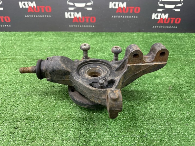 Кулак поворотный Peugeot 307