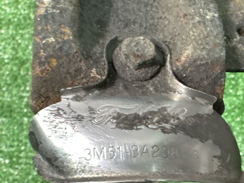 Кулак поворотный Ford Focus 2