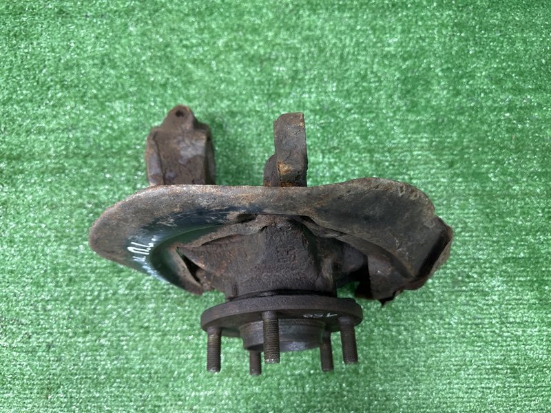 Кулак поворотный Mazda 3