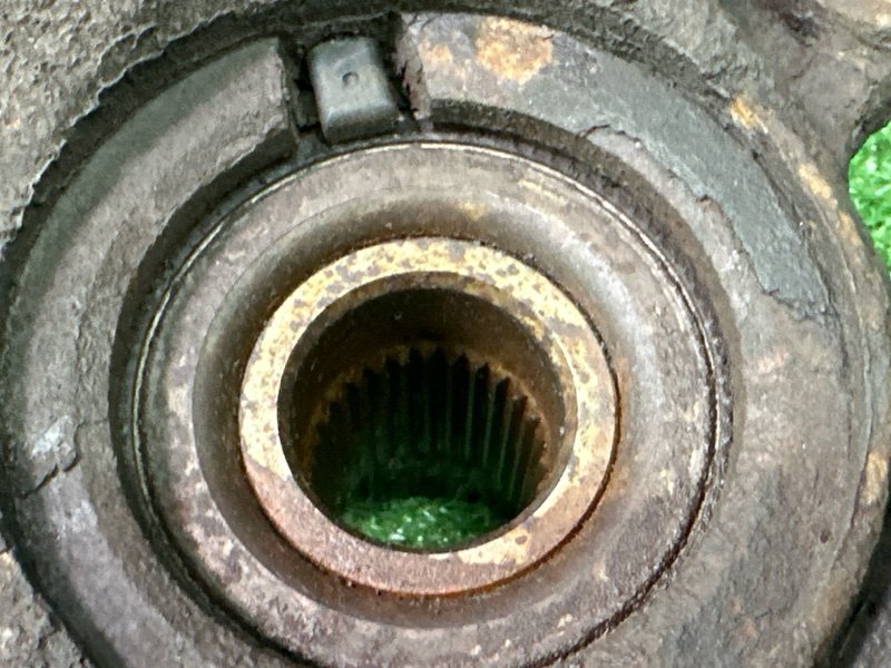 Кулак поворотный Mazda 3