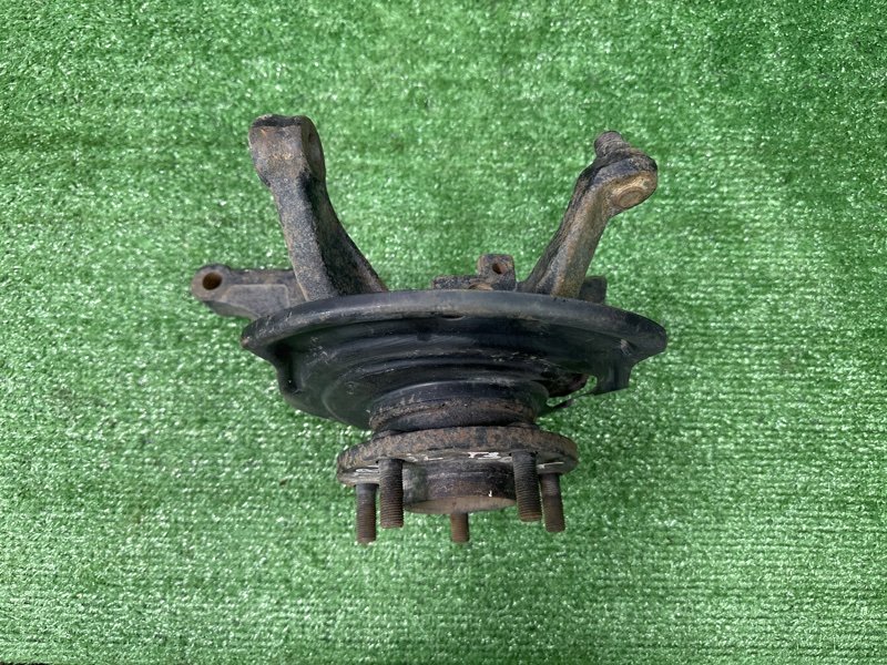 Кулак поворотный Nissan X-Trail