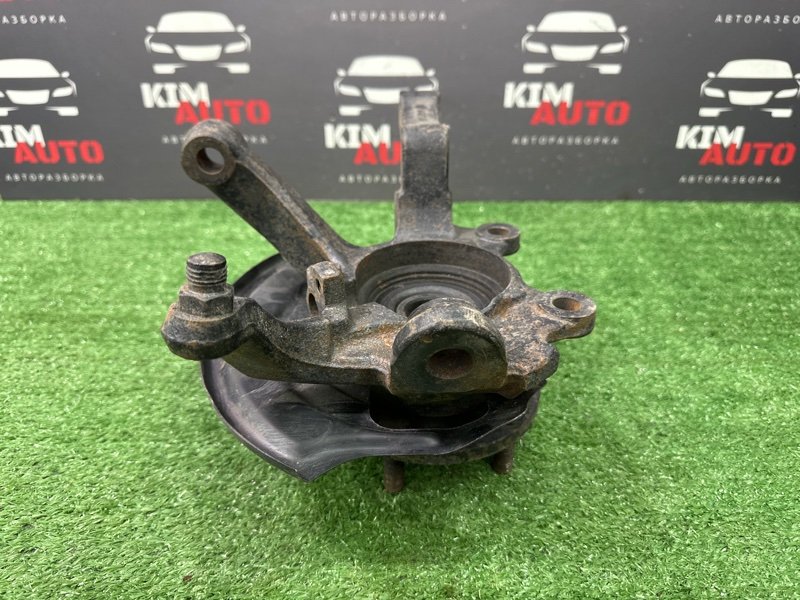 Кулак поворотный Nissan X-Trail