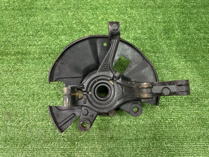 Кулак поворотный Ford Fiesta