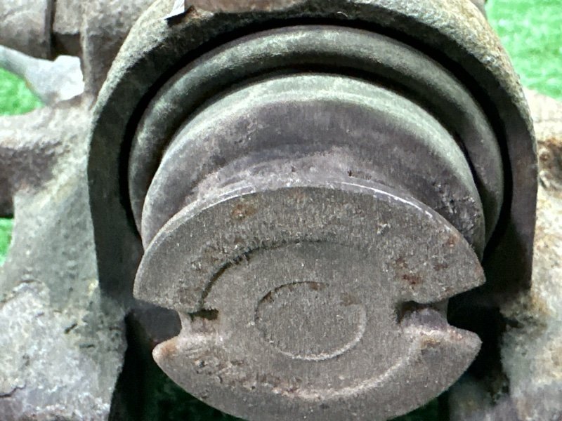 Суппорт тормозной Skoda Octavia A5