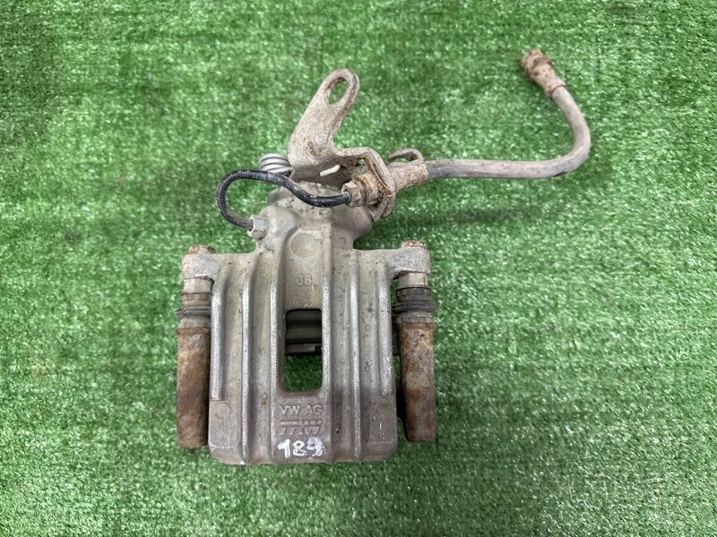 Суппорт тормозной Skoda Octavia A5