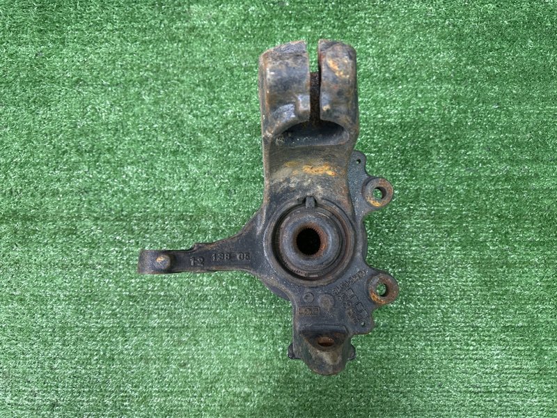 Кулак поворотный Ford Focus 2