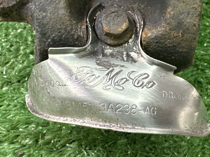 Кулак поворотный Ford Focus 2