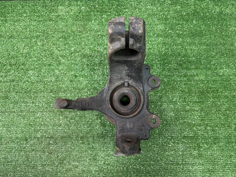 Кулак поворотный Ford Focus 2