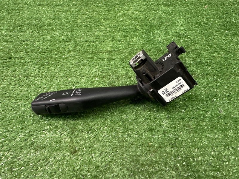 Подрулевой переключатель дворников Skoda Octavia A5