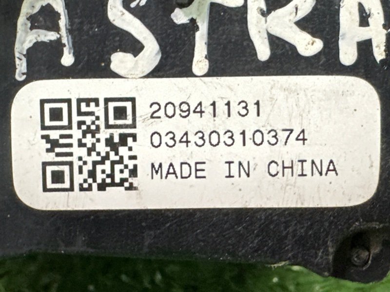 Подрулевой переключатель дворников Opel Astra J