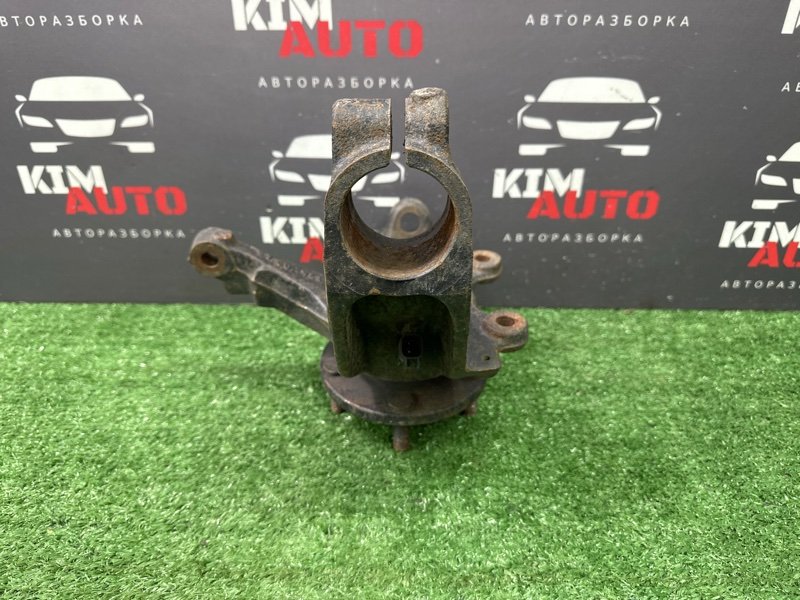 Кулак поворотный Ford Focus 2