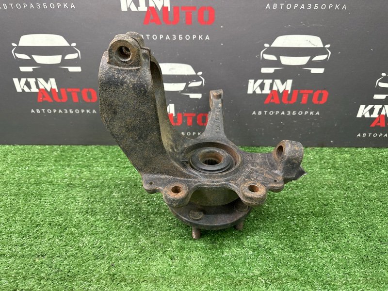 Кулак поворотный Ford Focus 2