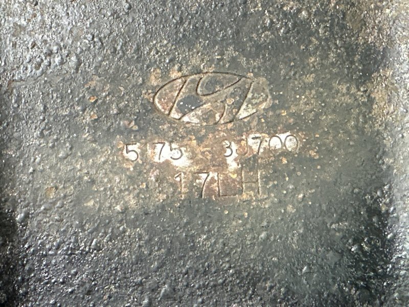 Кулак поворотный Hyundai SantaFe 2