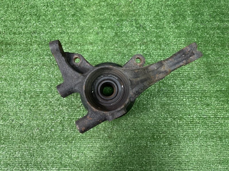 Кулак поворотный Kia Ceed 1