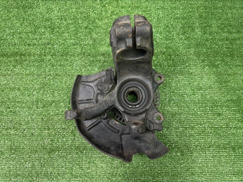 Кулак поворотный Skoda Octavia A4