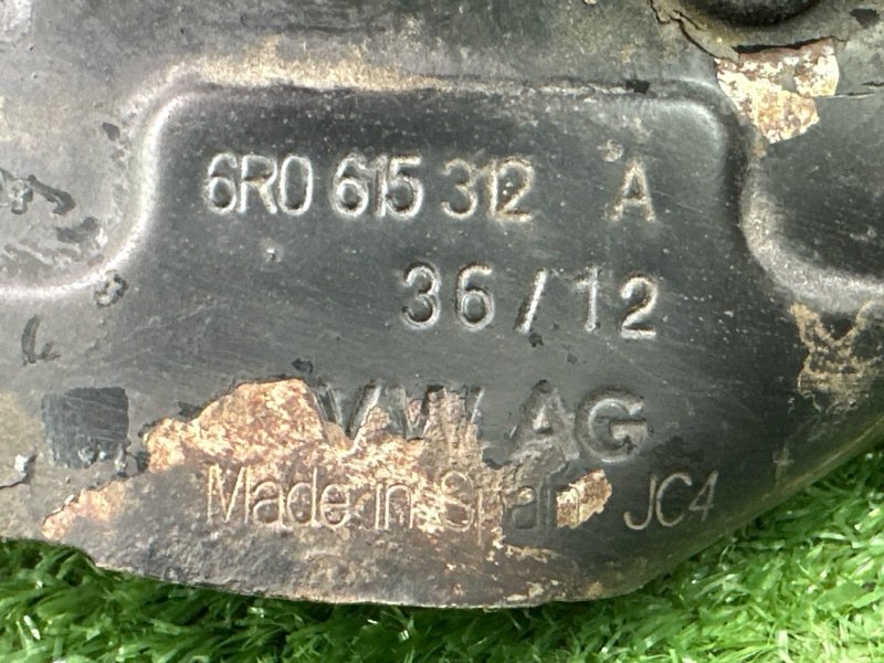 Кулак поворотный Skoda Fabia 2