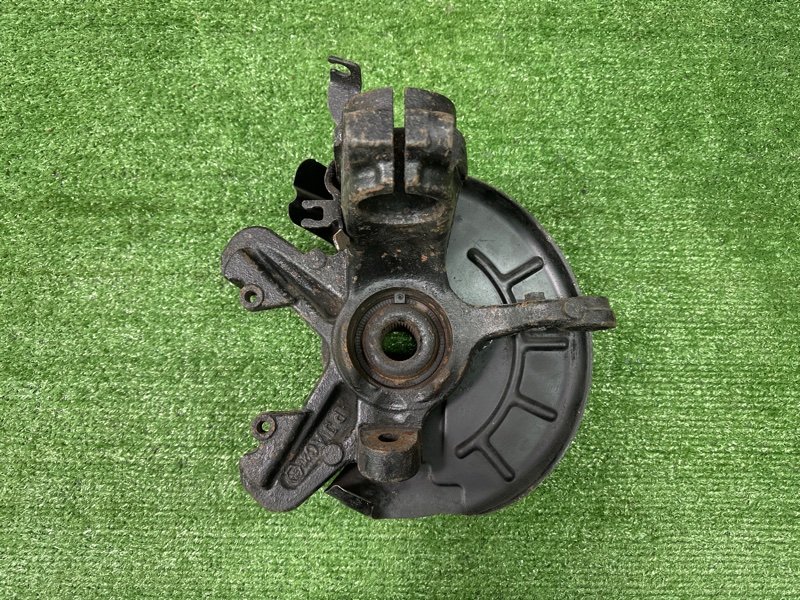 Кулак поворотный Skoda Fabia 2