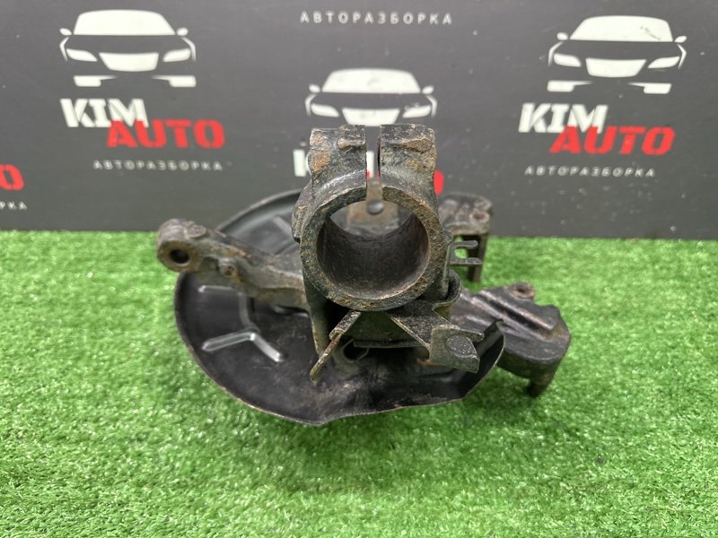 Кулак поворотный Skoda Fabia 2