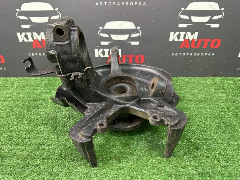 Кулак поворотный Skoda Fabia 2