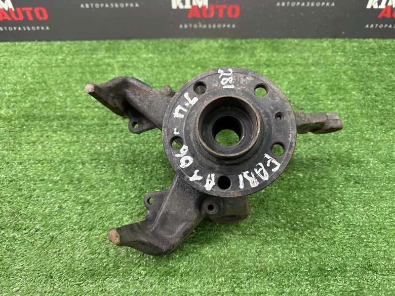 Кулак поворотный Skoda Fabia 2