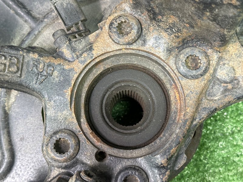 Кулак поворотный Skoda Octavia A5