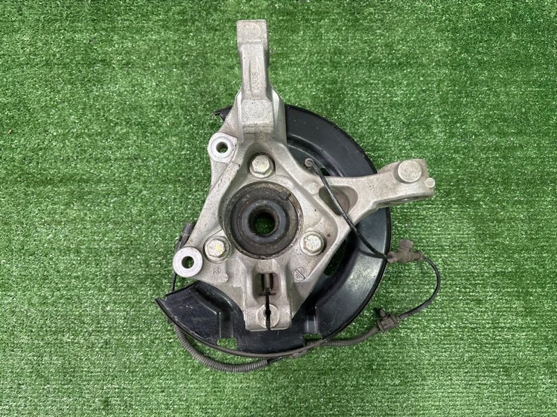 Кулак поворотный Opel Astra J