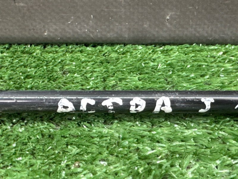 Упор капота Opel Astra J