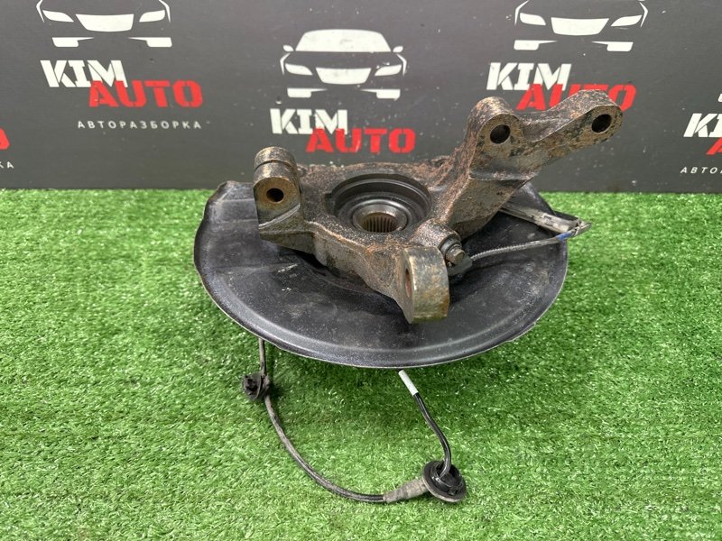 Кулак поворотный Mitsubishi Outlander XL